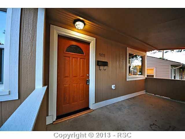 905 Sunset Rd, Colorado Springs, CO 80909