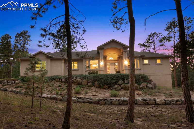 905 Tiner Trl, Monument, CO 80132