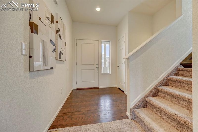 9062 Pacific Crest Dr, Colorado Springs, CO 80927