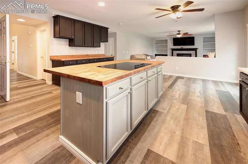 9075 Brainard Dr, Colorado Springs, CO 80920