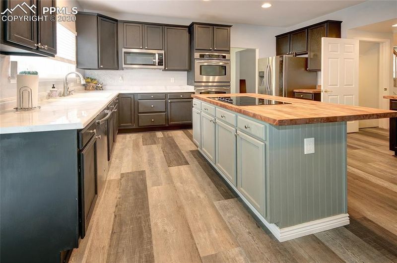 9075 Brainard Dr, Colorado Springs, CO 80920