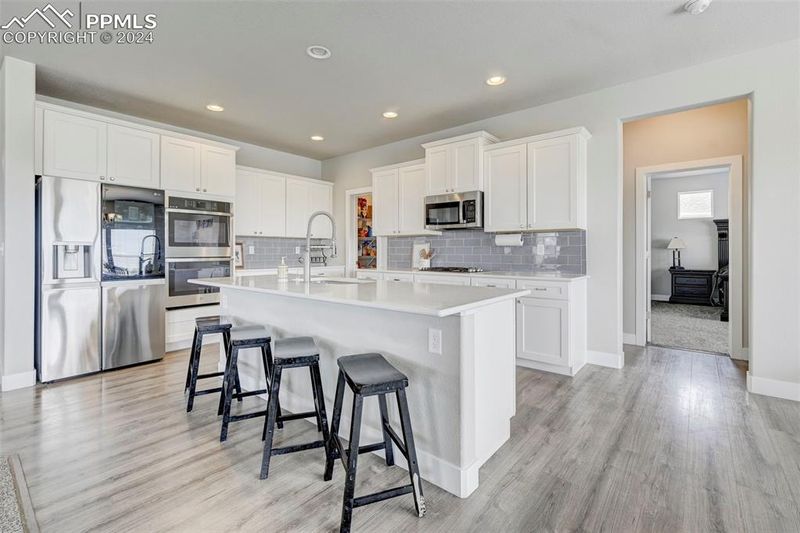9081 Bugaboo Dr, Colorado Springs, CO 80924
