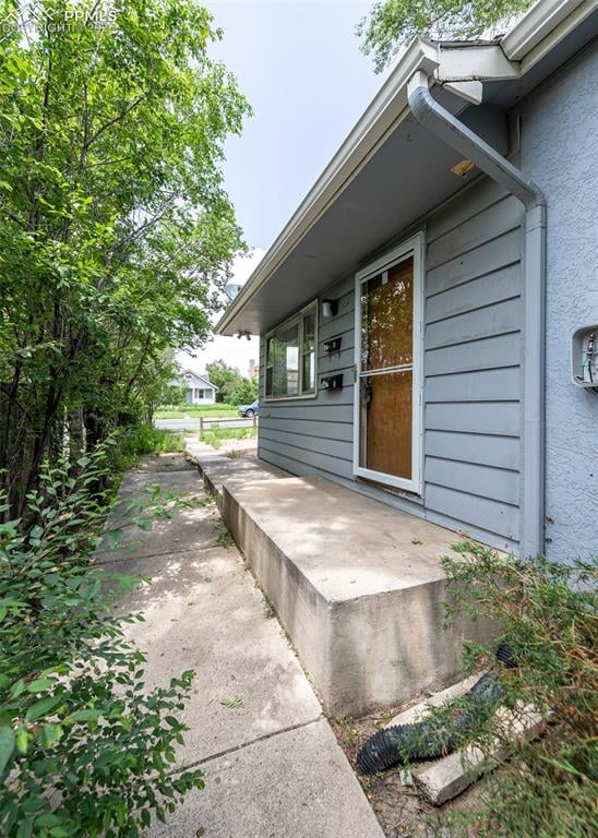 909 Costilla St, Colorado Springs, CO 80903