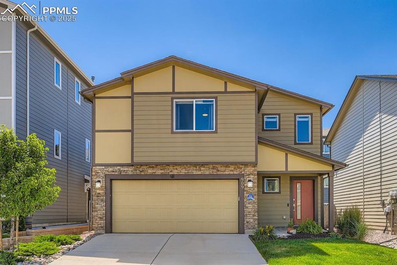 909 Technology Ct, Colorado Springs, CO 80915