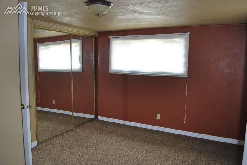 91 J St, Penrose, CO 81240