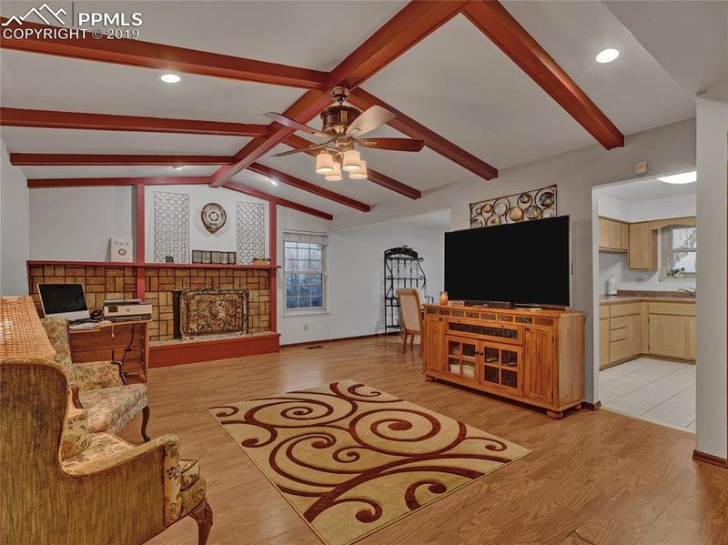 91 Massari Rd, Pueblo, CO 81001