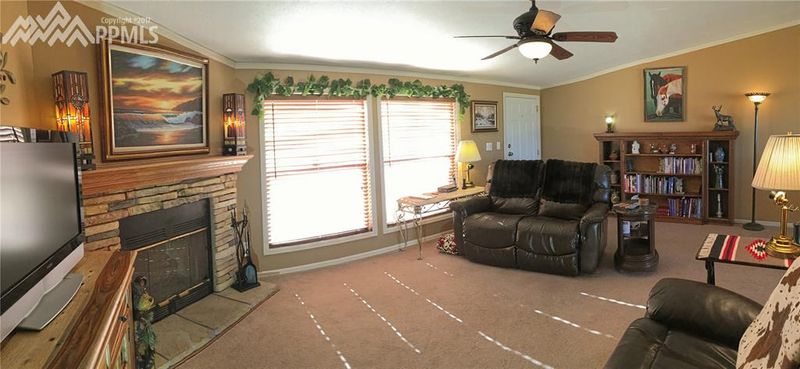 91 Sir Richard Dr, Divide, CO 80814