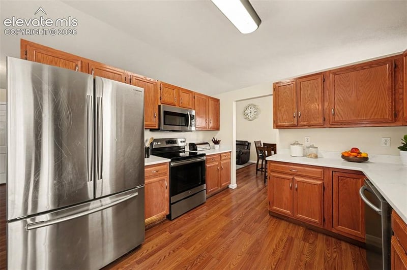910 Lindstrom Dr, Colorado Springs, CO 80911
