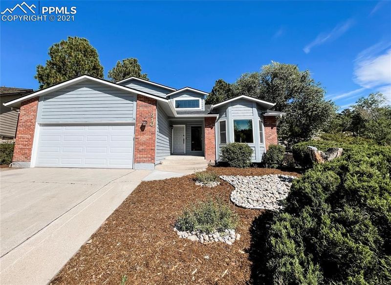 910 Popes Valley Dr, Colorado Springs, CO 80919