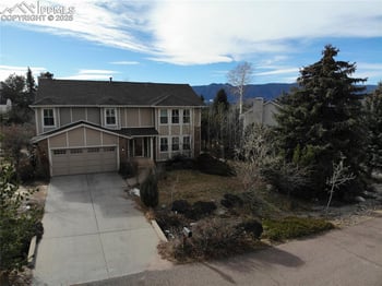 910 Wuthering Heights Dr, Colorado Springs, CO 80921