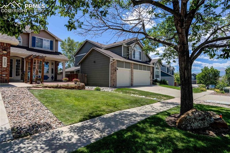 9105 Melbourne Dr, Colorado Springs, CO 80920
