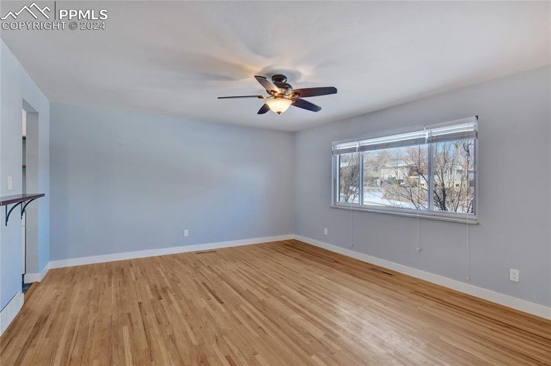 911 W Monroe St, Colorado Springs, CO 80907