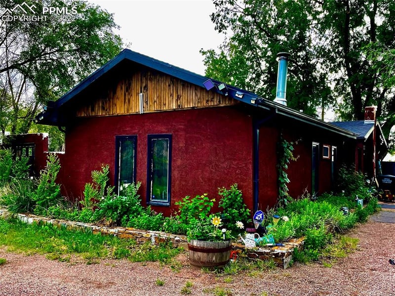 911 Swope Ave, Colorado Springs, CO 80909