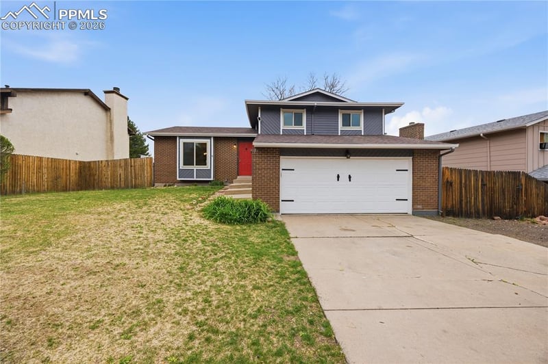 912 Amsterdam Dr, Colorado Springs, CO 80907