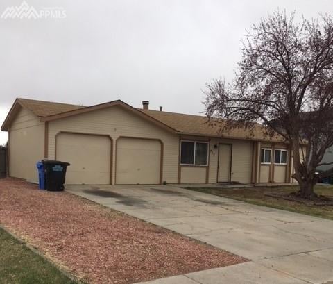 912 Bromefield Dr, Colorado Springs, CO 80817