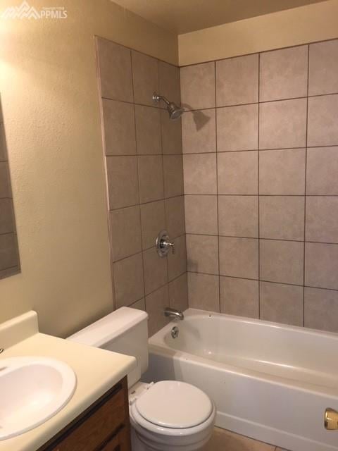 912 Bromefield Dr, Colorado Springs, CO 80817