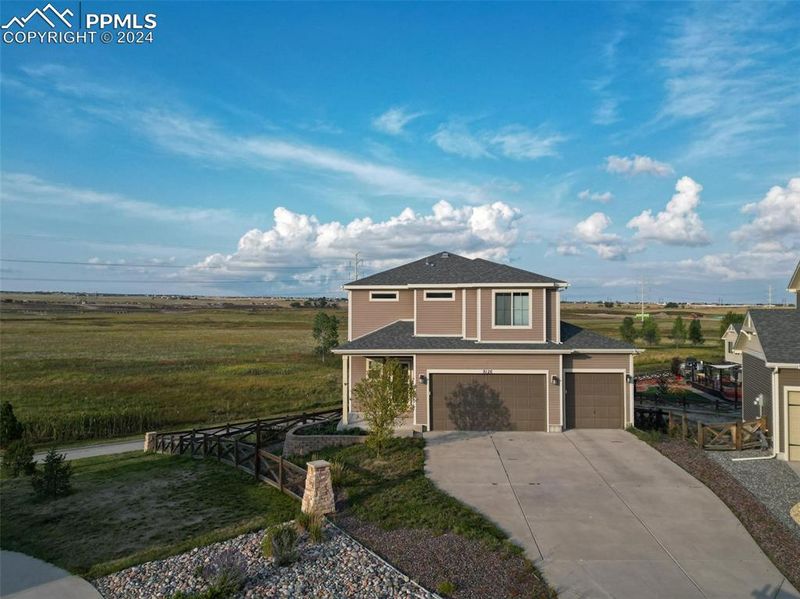 9126 Pacific Crest Dr, Colorado Springs, CO 80927