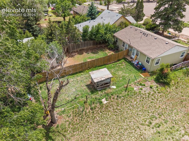 913-915 Prospect St, Colorado Springs, CO 80903