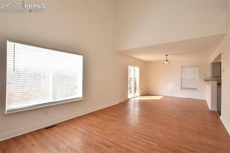 913 Legend Oak Dr, Fountain, CO 80817