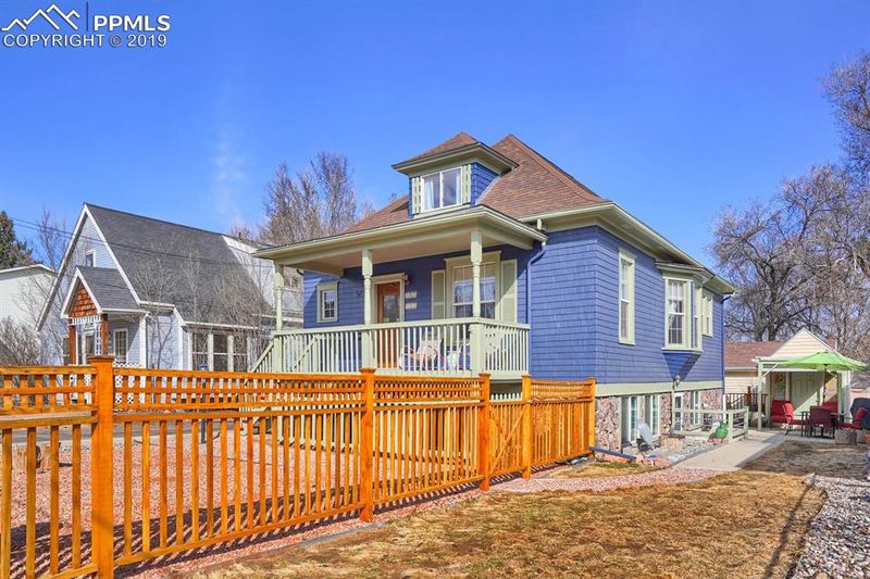 913 N Walnut St, Colorado Springs, CO 80905