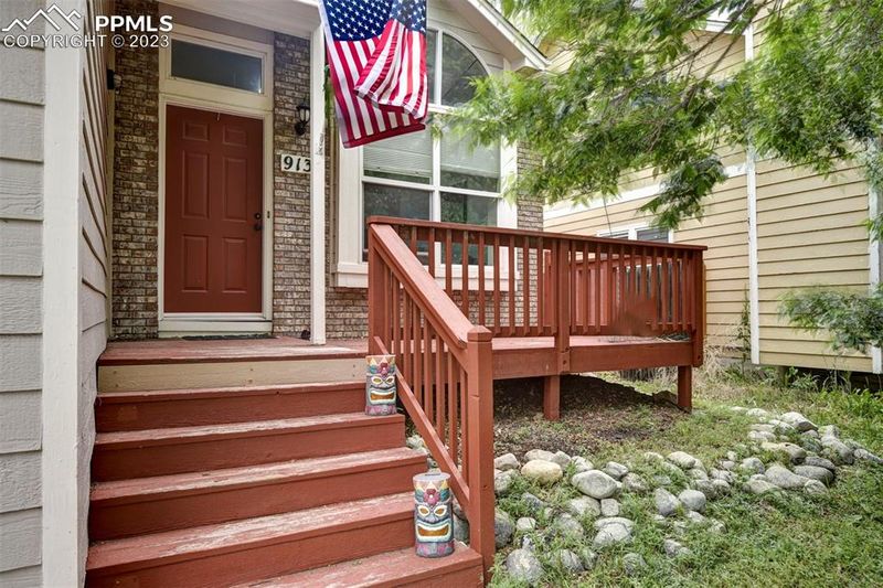 9138 Chieftan Dr, Colorado Springs, CO 80925