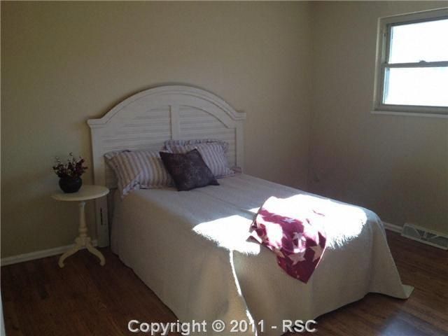 914 Bowser Dr, Colorado Springs, CO 80909