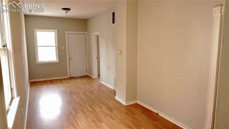914 Elm St, Pueblo, CO 81004
