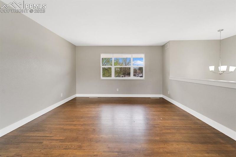 914 Maxwell Ln, Colorado Springs, CO 80909