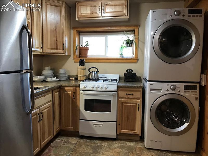 9145 Chipita Park Rd, Cascade, CO 80809
