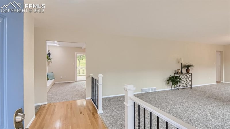 915 Big Valley Dr, Colorado Springs, CO 80919