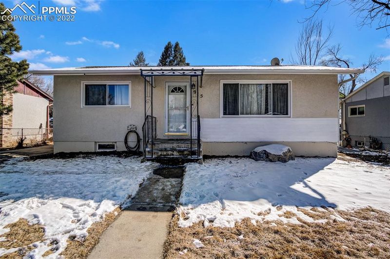 915 Carlisle, Colorado Springs, CO 80907