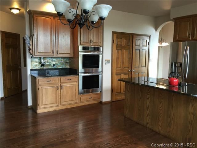 915 Forest View Rd, Monument, CO 80132