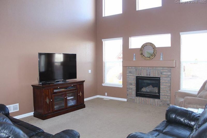 9156 Oakmont Rd, Peyton, CO 80831