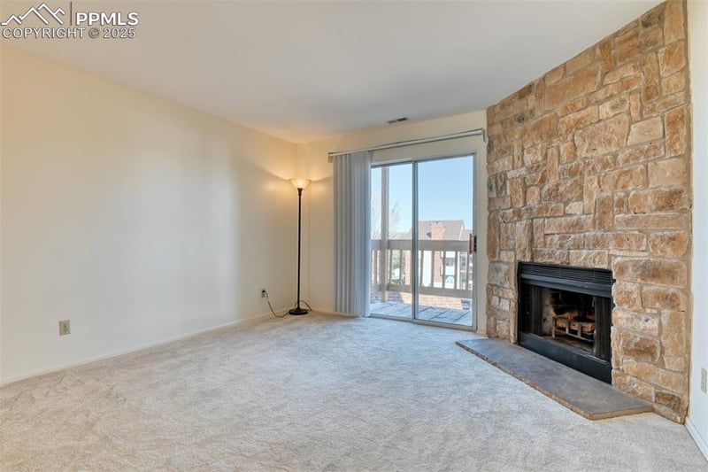 916 Tenderfoot Hill Rd #101, Colorado Springs, CO 80906