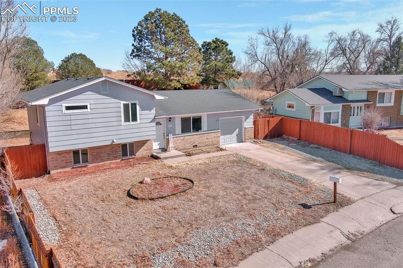 917 Cardinal St, Colorado Springs, CO 80911