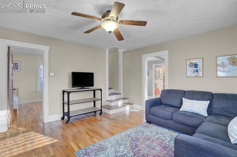 917 E St Vrain St, Colorado Springs, CO 80903