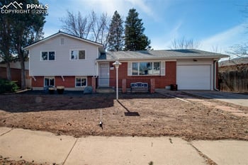 919 Dirksland St, Colorado Springs, CO 80907