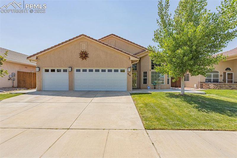 919 Sage St, Pueblo, CO 81005