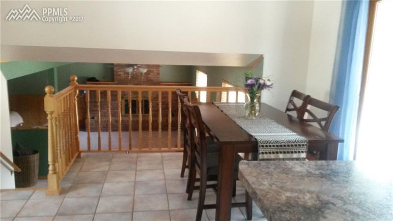 921 Amsterdam Dr, Colorado Springs, CO 80907