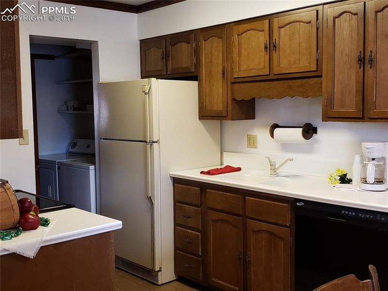921 D Ave, Limon, CO 80828