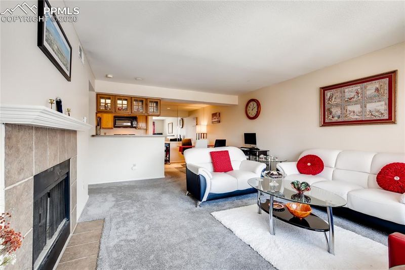 9212 E Arbor Cir #J, Englewood, CO 80111