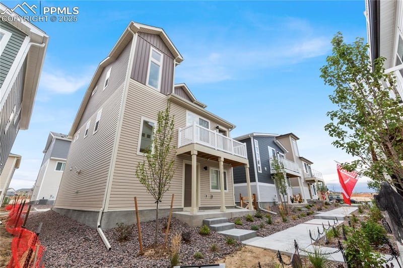 9212 Twin Sisters Dr, Colorado Springs, CO 80927