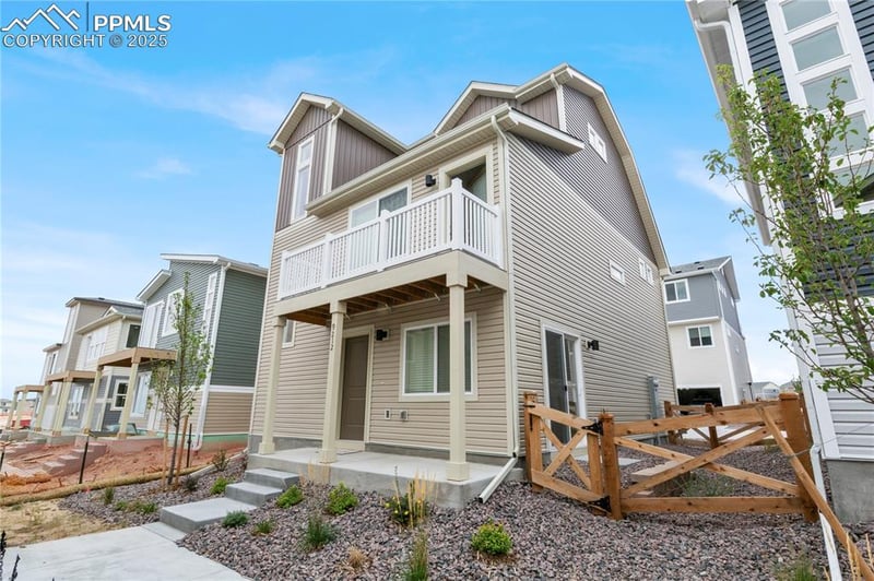 9212 Twin Sisters Dr, Colorado Springs, CO 80927