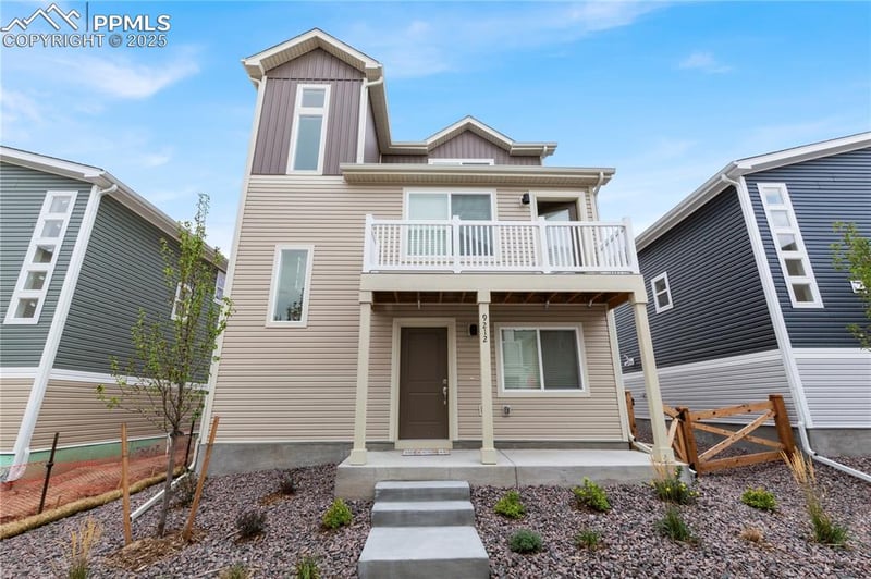 9212 Twin Sisters Dr, Colorado Springs, CO 80927