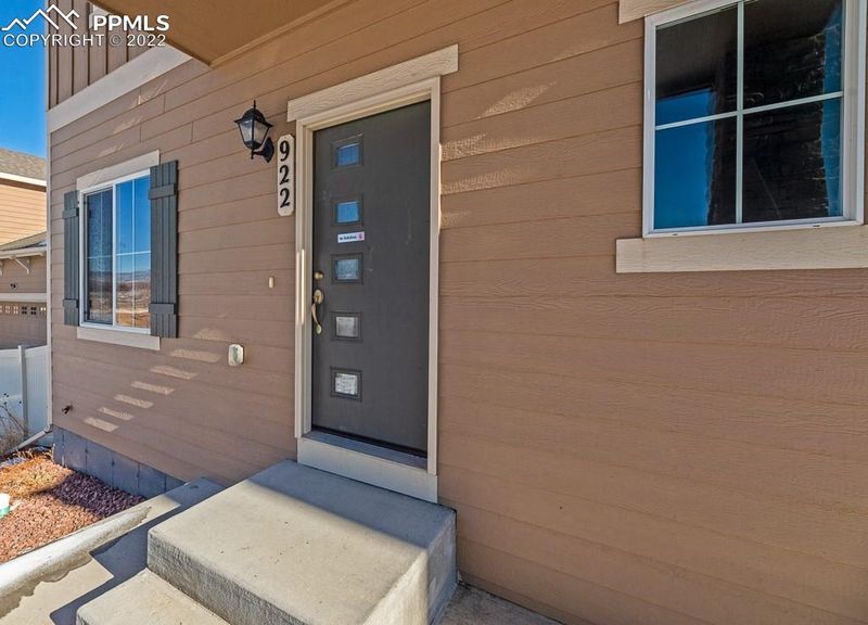 922 Antrim Loop, Colorado Springs, CO 80910