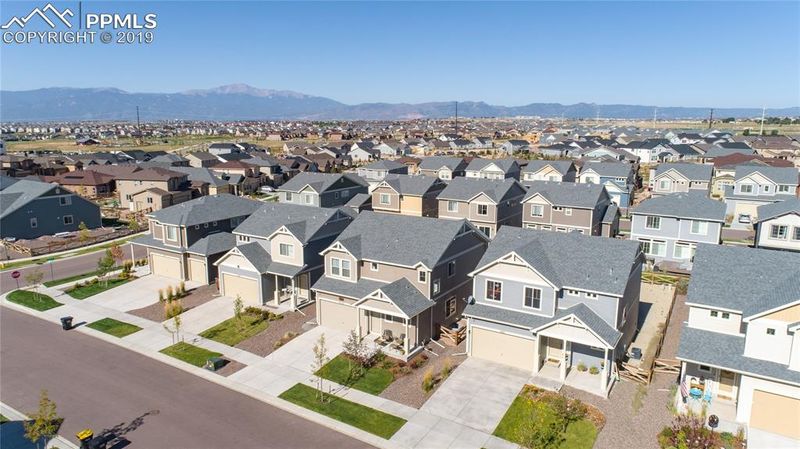 9229 Pacific Crest Dr, Colorado Springs, CO 80927