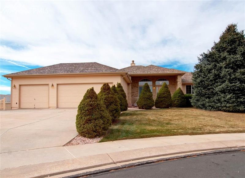 9230 Gingerhill Ct, Colorado Springs, CO 80920