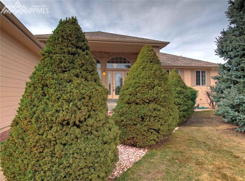 9230 Gingerhill Ct, Colorado Springs, CO 80920