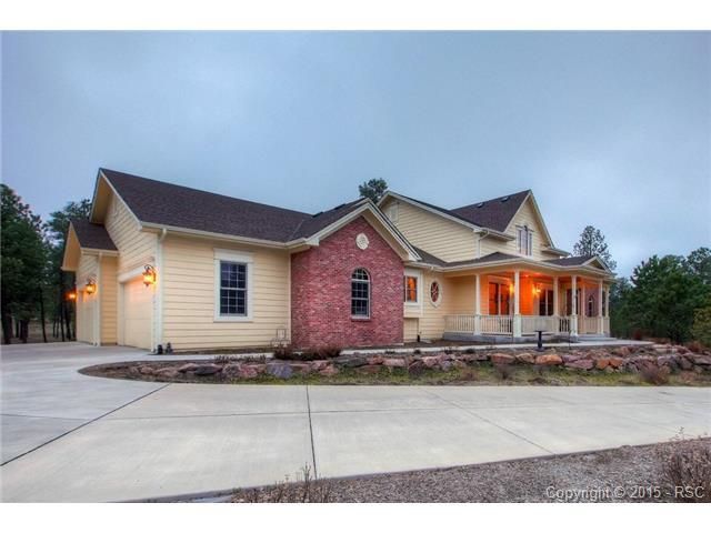 9243 Shipman Ln, Colorado Springs, CO 80908