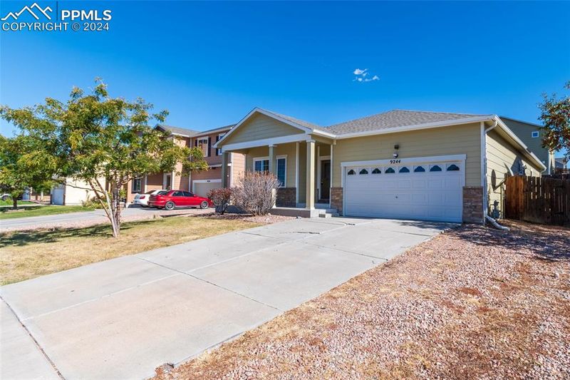 9244 Sand Myrtle Dr, Colorado Springs, CO 80925